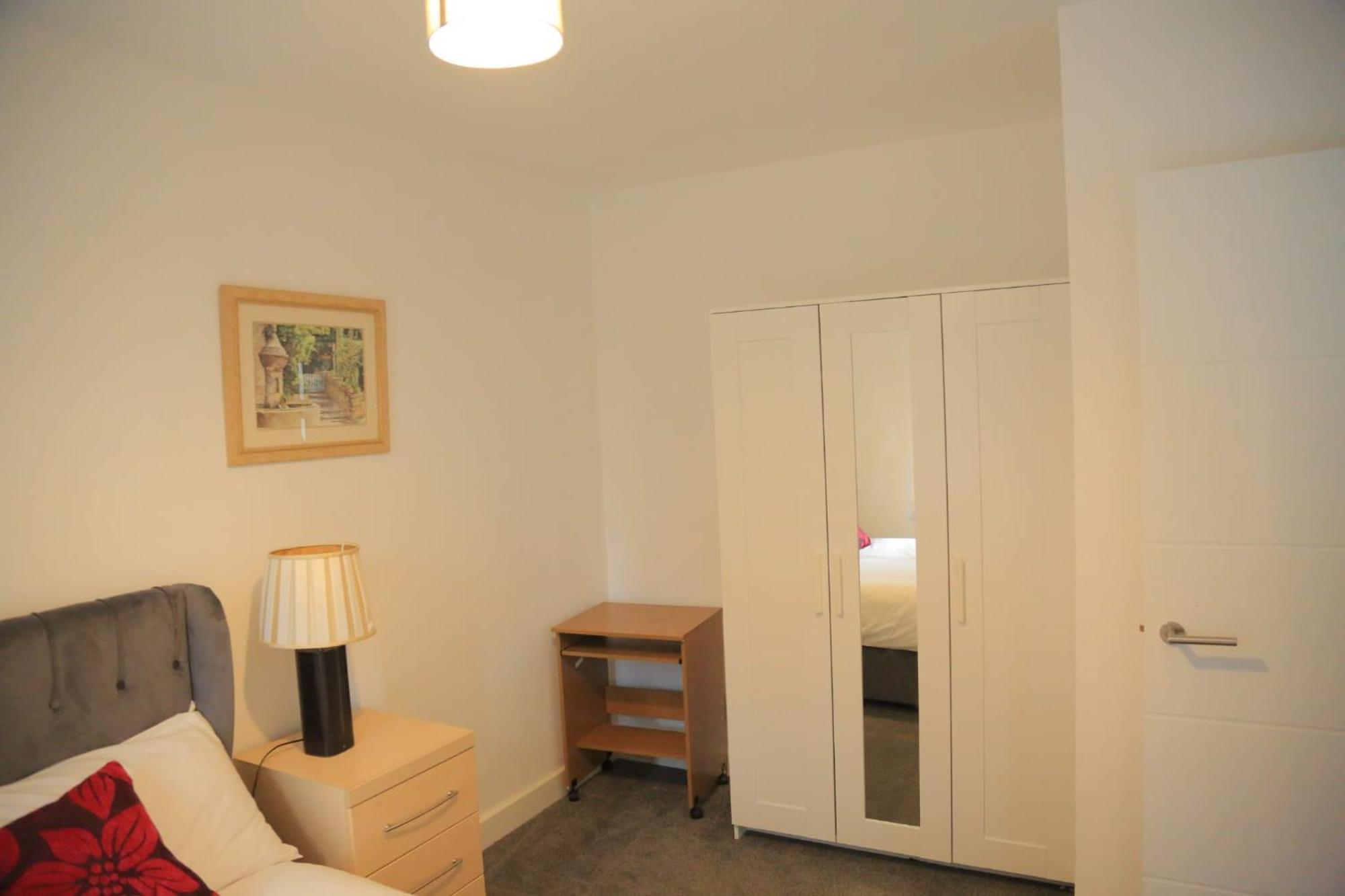 Beautiful New Family Home Leeds  Exteriör bild