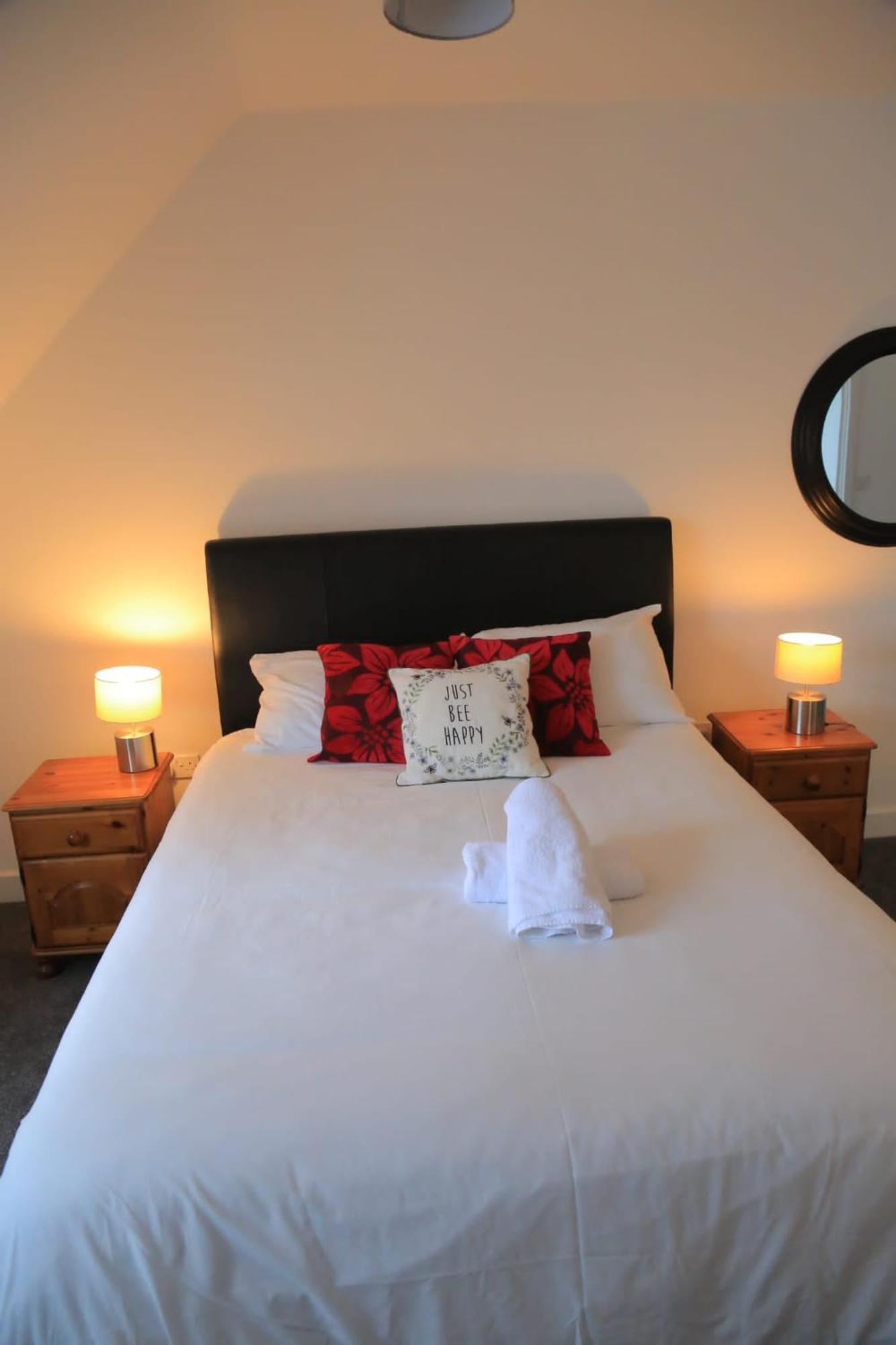 Beautiful New Family Home Leeds  Exteriör bild